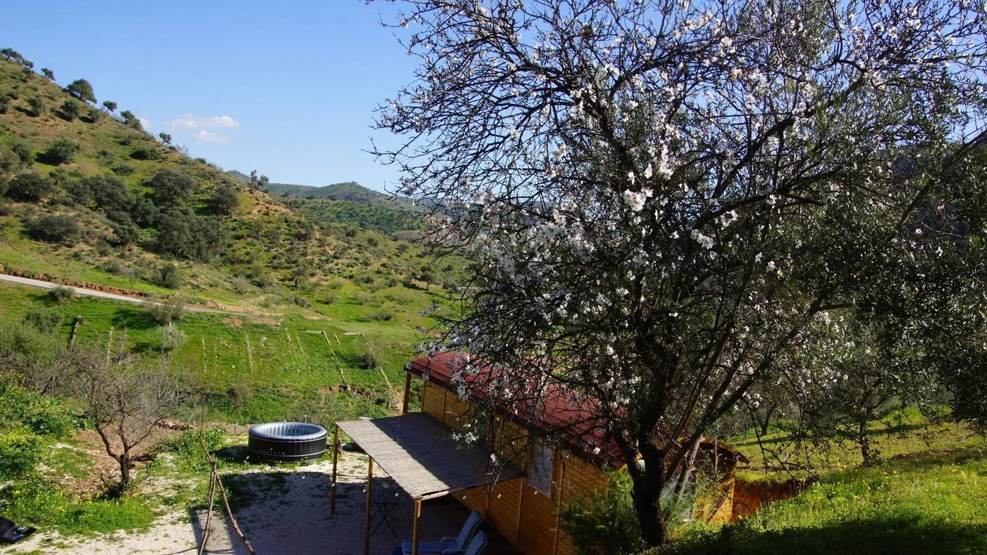 Finca La Montana Roja Almogia Campsite